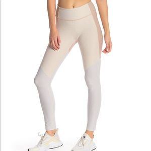 Outdoor Voices leggings